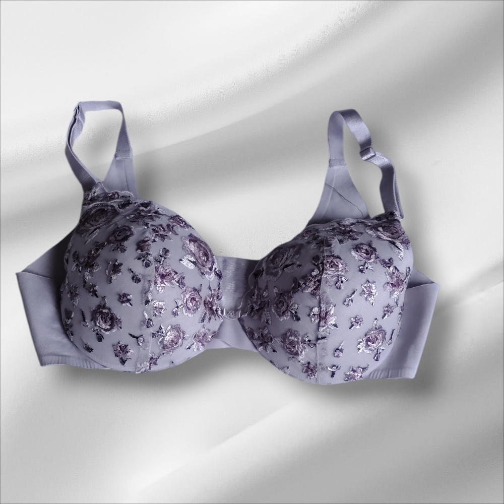 La Vie En Rose Lavender Floral Lace Underwire Bra